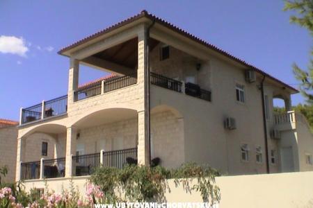 Villa Canadiana Brač sziget Horvátország