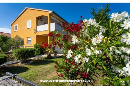Apartman Agava Seline Starigrad Paklenica Horvátország