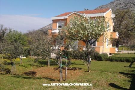 Apartmanok Mirjana*** Starigrad Paklenica Horvátország