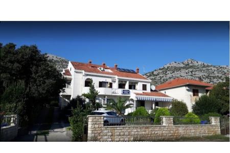 Villa Kristina Apartmanok Starigrad Paklenica Horvátország