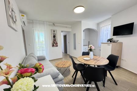 Flowers Apartmanok Pula Pula Horvátország